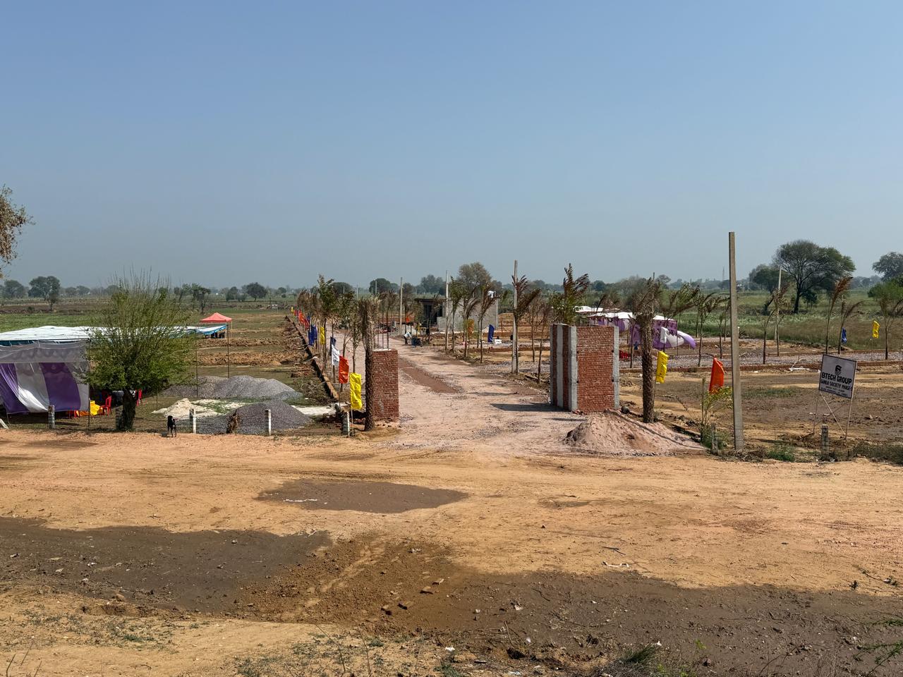 Plots Close to Eastern Peripheral Expressway